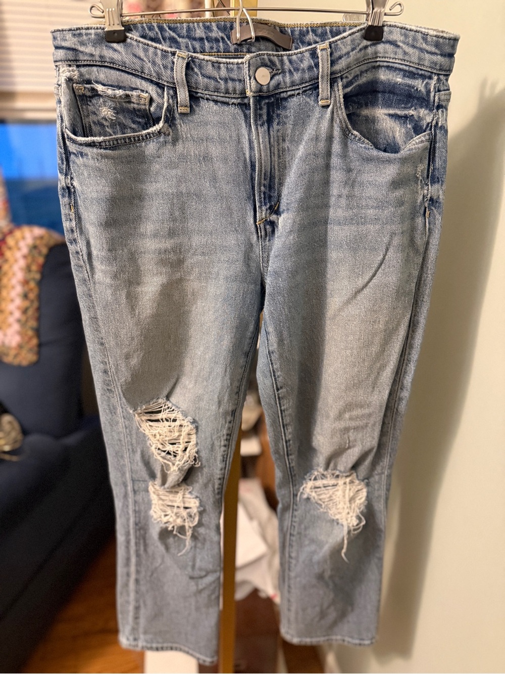 Joe’s Jean’s The Lara mid rise cigarette crop size 30 Distressed Women’s Jeans